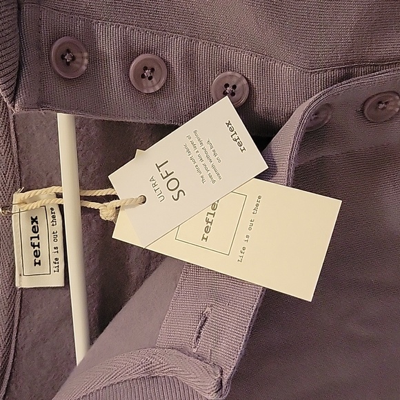 Sweater - Picture 2 of 2